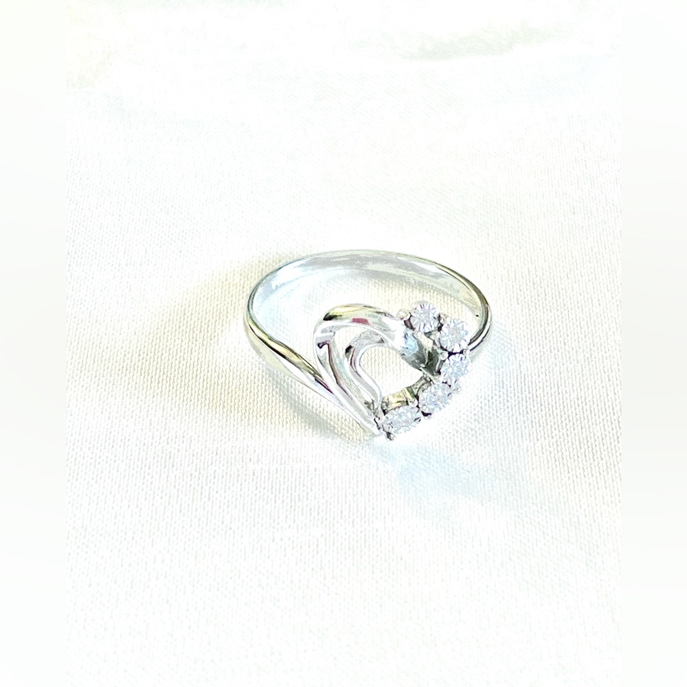 Diamond Heart Ring 14k White Gold